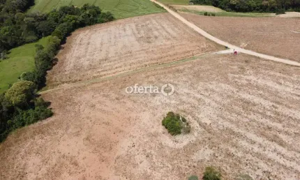 Chácara / sítio à venda no Lagoa Suja, Araucária  por R$ 650.000