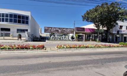 Casa comercial à venda no Centro, Araucária  por R$ 2.500.000