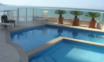 Frente mar com 4 suites - aceita parcelamento direto