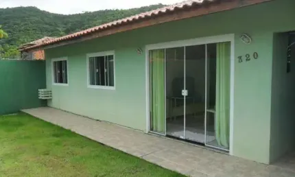 Casa com 3 quartos à venda na Rua Tatu, Bombas, Bombinhas