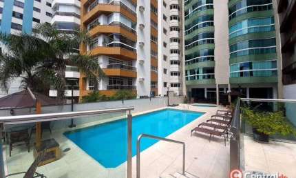 Apartamento com 3 domritórios sendo 2 suítes de 130,00m² locação temporada por R$ 420,00/dia - Centro - Balneário Camboriú/SC