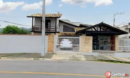 Casa com 3 dormitórios à venda, 174 m² por r$ 4.000.000,00 - ariribá - balneário