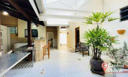 Casa, 4 dormitórios, Temporada por 1.500,00/diária, Balneário Camboriú/SC
