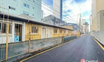 Casa com 3 dormitórios à venda, 150 m² por R$ 2.750.000,00 - Centro - Balneário Camboriú/SC