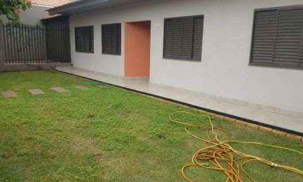 Casa com 3 quartos à venda no Neva, Cascavel , 190 m2 por R$ 800.000