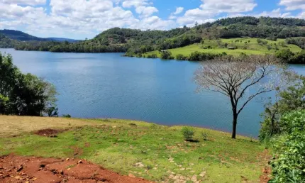Terreno à venda na zona rural, três barras do paraná  por r$ 165.000