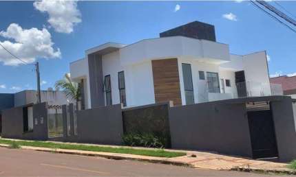 Casa com 3 quartos à venda no Universitário, Cascavel , 300 m2 por R$ 2.500.000