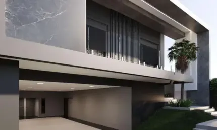 Terreno Amplo com Adega, Elevador e Piscina em Localização Privilegiada