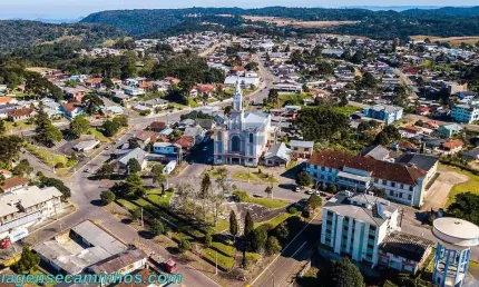 Oportunidade de investimento! Imóvel comercial localizado no Centro de São Francisco de Paula