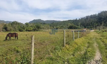 Linda área com 43 hectares frente BR101 em Tijucas/SC