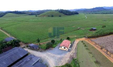 VENDO UMA LINDA FAZENDA NO MUNICIPIO DE LUIS ALVES.