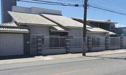 Casa 3 quartos para venda no bairro Cordeiros em Itajaí