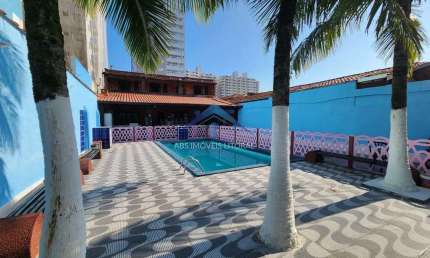 Casa com 5 dorms, Vila Mirim, Praia Grande - R$ 1.1 mi, Cod: 4570