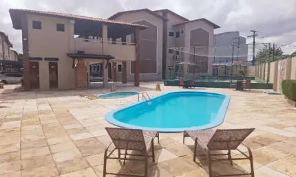 Apartamento na Maraponga c/ Sala, Varanda, 03 Quartos (01 Suíte), Cozinha,  Área de Serviço, 01 Vaga, condomínio c/ Portaria 24 horas e Lazer Completo.
