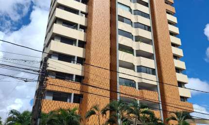 Apartamento com 3 quartos à venda no Guararapes, Fortaleza 