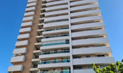 Apartamento no Guararapes, á dois quarteirões do Shopping Iguatemi, Fortaleza - Ceará.