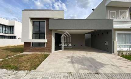 Casa em condomínio à Venda em Cará-cará, Ponta Grossa - PR
