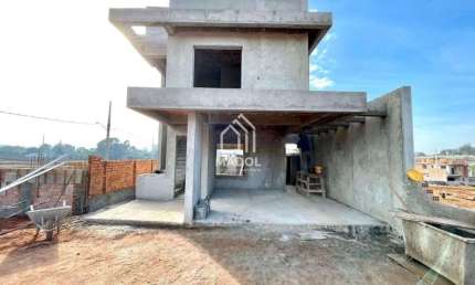 Casa em condomínio à Venda em Jardim Carvalho, Ponta Grossa - PR