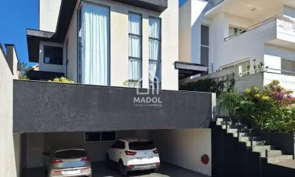 Exclusiva Residência de Alto Padrão com Spa e Área Gourmet