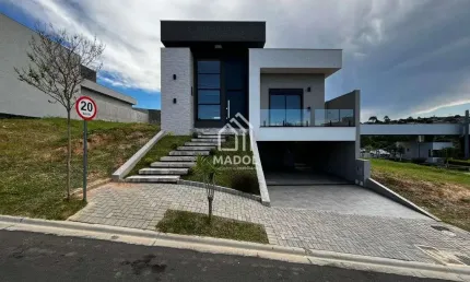 Casa em condomínio à Venda em Orfãs, Ponta Grossa - PR