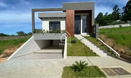 Casa em condomínio à Venda em Orfãs, Ponta Grossa - PR