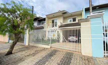 Casa com 3 quartos à venda na Rua Manoel Machuca, 204, Uvaranas, Ponta Grossa