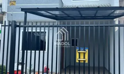Sobrado à Venda com 3 quartos 1Suíte, 3 banheiros, 2 vagas e 80m² por R$ 450.000