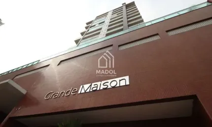 Apartamento à venda no Ed Grand Maison, semi mobiliado por R$ 685.000,00