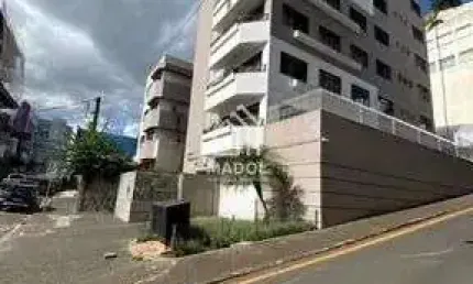 Apartamento à Venda com 3 quartos, 4 banheiros, 2 vagas e 170m² por R$ 650.000