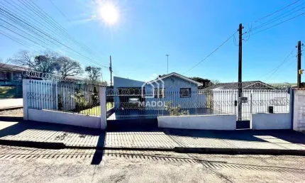 Casa de esquina à venda no Bairro Pitangui por R$ 280.000,00