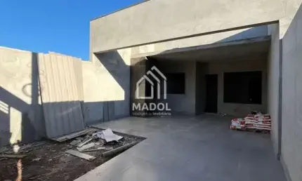 Casa 3 quartos, sendo uma suite, sala, cozinha, laje, aprox. 90 m2 construídos