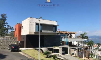 Casa com 3 quartos à venda na Estrada Haroldo Soares Glavan, 4940, Cacupé, Florianópolis