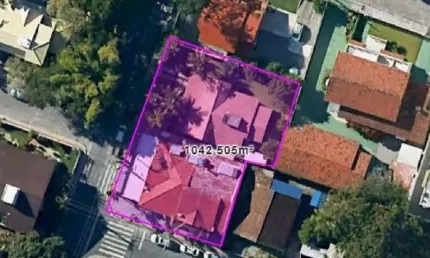 Terreno de 1080 m² em canasvieiras, a 80 metros da praia, ideal para hotel ou edifício residencial