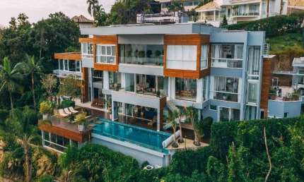 Casa em condomínio fechado com 6 quartos à venda no Cacupé