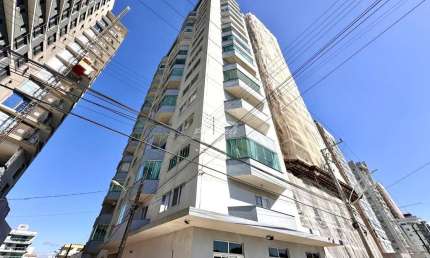 Apartamento com 2 quartos para alugar no Centro, Balneário Piçarras , 66 m2 por R$ 2.300