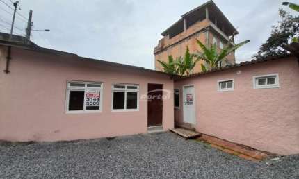 Casa com 3 quartos para alugar no Ribeirão Fresco, Blumenau , 95 m2 por R$ 1.450