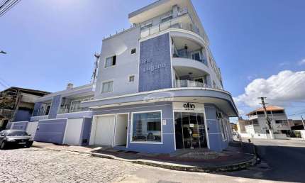 Apartamento com 2 quartos para alugar no Centro, Balneário Piçarras , 64 m2 por R$ 3.900