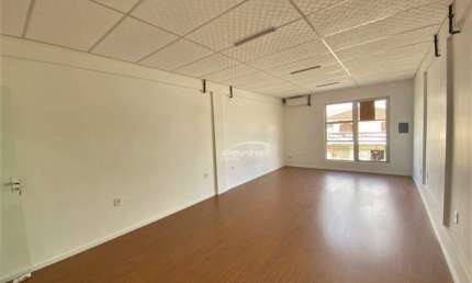 Ponto comercial com 1 sala para alugar na Bela Vista, Gaspar , 30 m2 por R$ 900