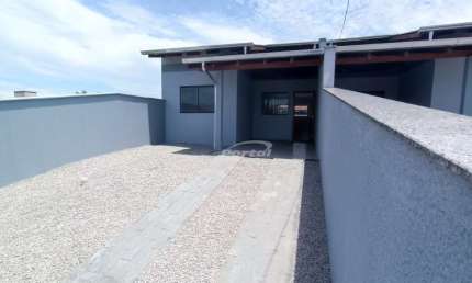 Casa com 2 quartos à venda no Figueira, Gaspar , 80 m2 por R$ 430.000