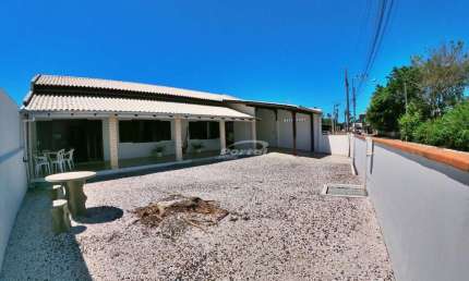 Casa com 3 quartos à venda na Nossa Senhora de Fátima, Penha , 170 m2 por R$ 800.000