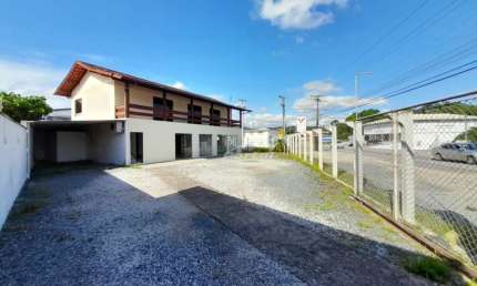 Casa comercial com 3 salas para alugar na Bela Vista, Gaspar , 256 m2 por R$ 6.500