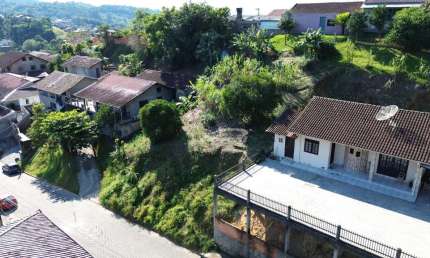 Terreno à venda no Velha Central, Blumenau  por R$ 180.000
