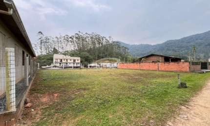 Terreno comercial para alugar no Itoupava Central, Blumenau  por R$ 1.000
