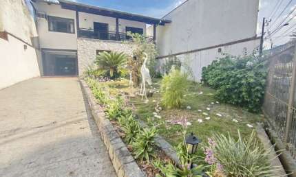 Casa com 4 quartos para alugar no Progresso, Blumenau , 311 m2 por R$ 3.650