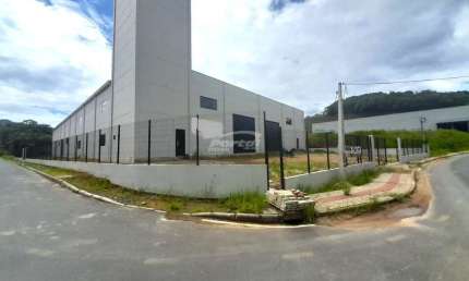 Barracão / Galpão / Depósito com 3 salas para alugar em Santa Terezinha, Gaspar , 2608 m2 por R$ 32.000