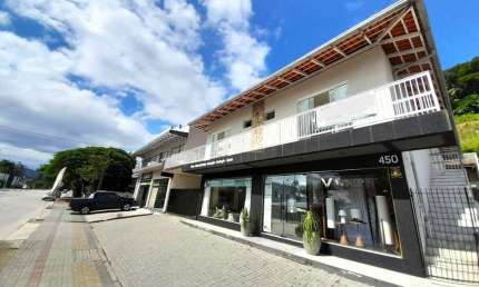 Ponto comercial com 3 salas para alugar em Sete de Setembro, Gaspar , 75 m2 por R$ 2.250