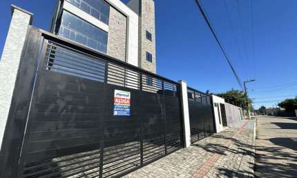 Apartamento com 3 quartos para alugar no Itacolomi, Balneário Piçarras , 90 m2 por R$ 3.500