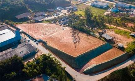 Terreno comercial à venda no Gaspar Mirim, Gaspar  por R$ 2.760.000