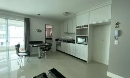 Apartamento com 2 quartos para alugar no Victor Konder, Blumenau , 80 m2 por R$ 3.300