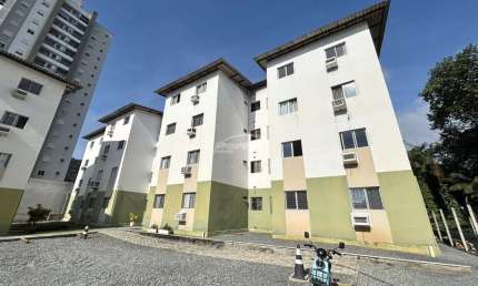 Apartamento com 2 quartos para alugar no Boa Vista, Blumenau , 52 m2 por R$ 1.300